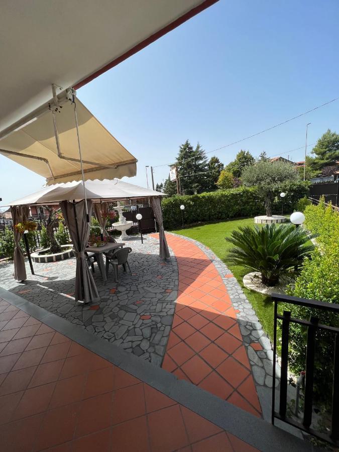 Casa Vacanze Volpe Dell'Etna Nicolosi Exterior foto